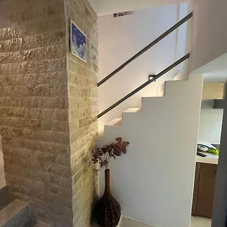 De Drymona 1 * Kýthira